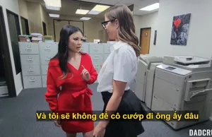 Tôi đã quá ham muốn ở phòng tập thể dục đến nỗi tôi đã quan hệ tình dục trong phòng thay đồ - Lucy và Luke - Phần 2