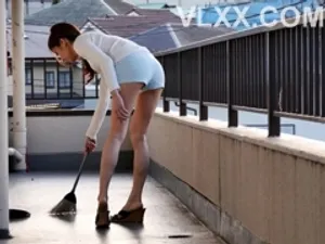 Hai cô thực tập viên cậu con trai giám đốc số hưởng